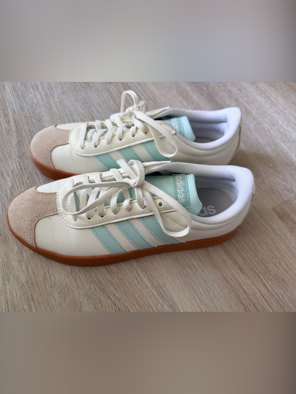 adidas Cream and Mint Low-Top Sneakers with Gum Sole